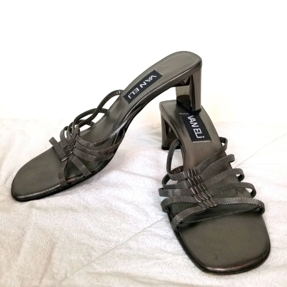 Van Eli gray gun metal strappy sandals with square toe and low block heel 7.5 - Picture 2 of 7